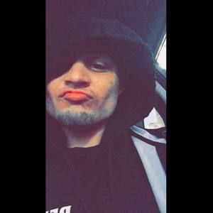 Meet your Posher, Dee